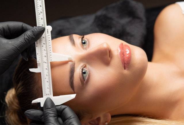natural brow and lash service